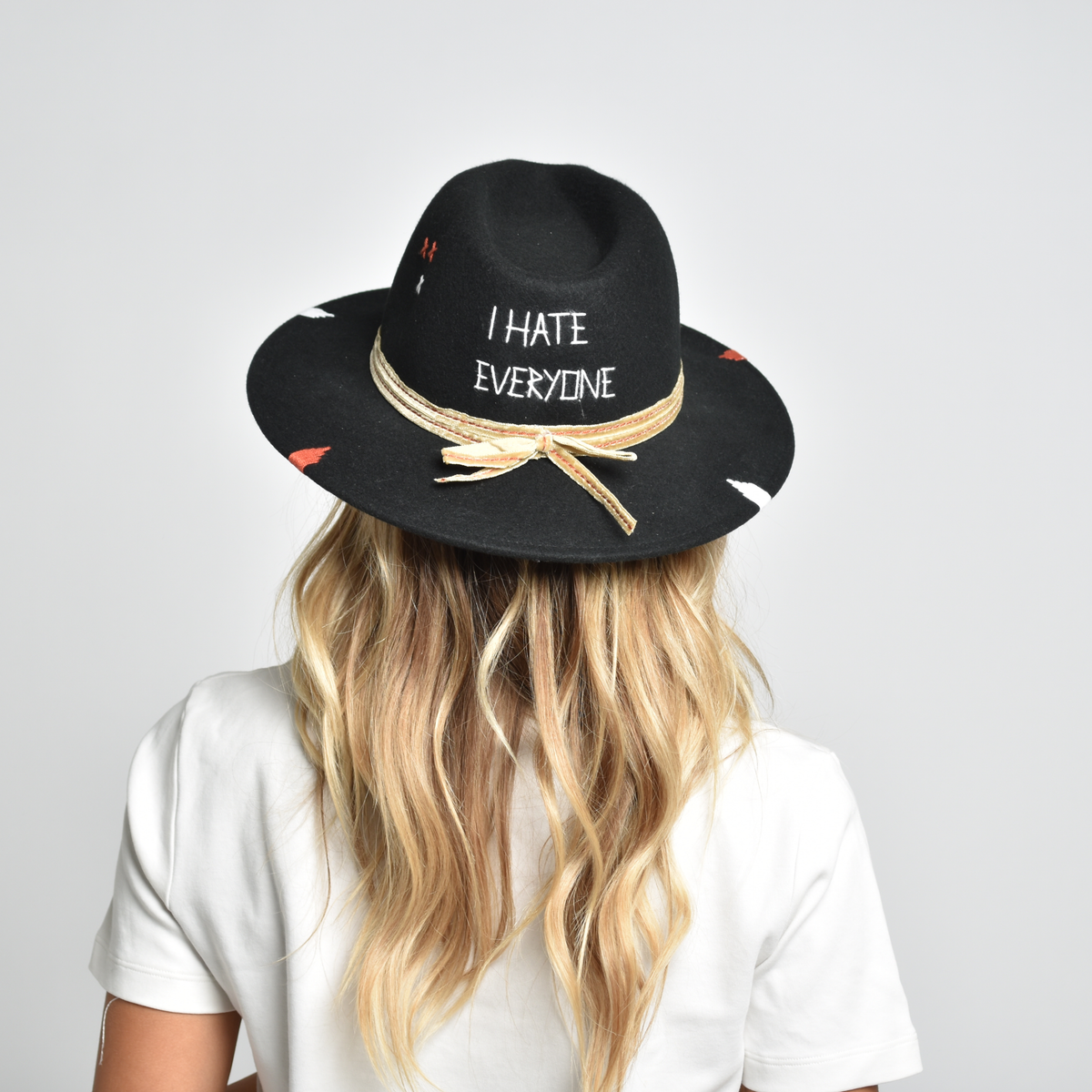 I HATE EVERYONE - Nero