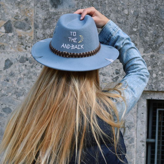 TO THE MOON AND BACK - Azzurro