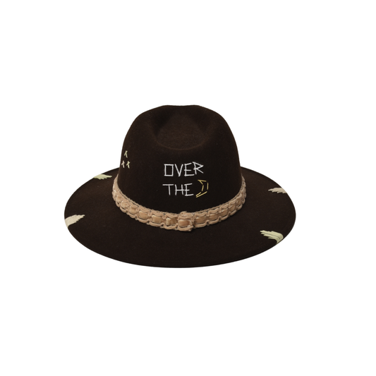 OVER THE MOON - Marrone